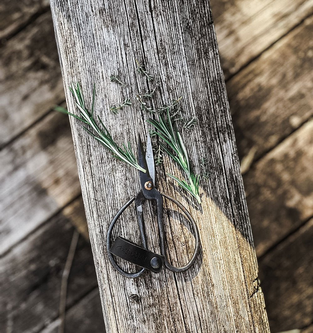 Scissors Sax Lux - Elegant Metal Scissors - by Benson